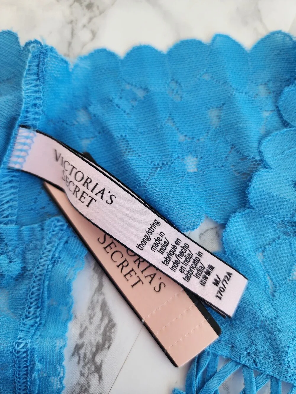 3 VICTORIA'S SECRET THE LACIE THONG PANTIES LOT OF 3 Pack SEXY ROMANTIC M
